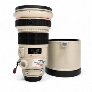 Canon EF 200mm f2.0 L IS USM